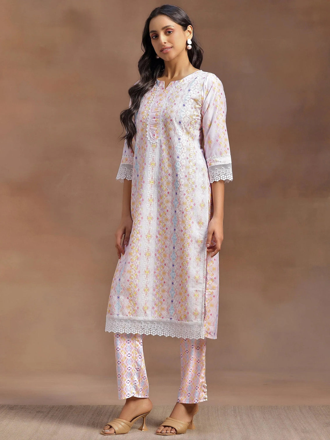 Mameraa Peach Embroidered Cotton Blend Straight Suit With Dupatta