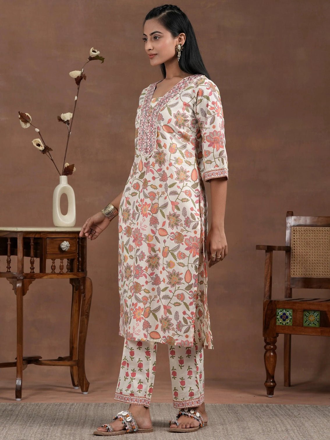Mameraa Off White Printed Cotton Straight Kurta Set