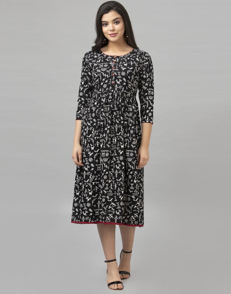 Sparkling Black Coloured Printed Rayon Kurti