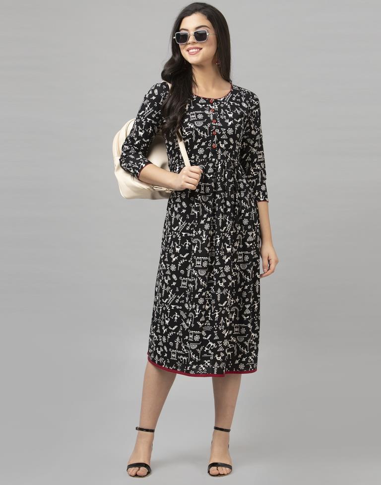 Sparkling Black Coloured Printed Rayon Kurti