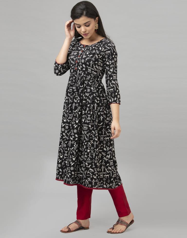 Sparkling Black Coloured Printed Rayon Kurti