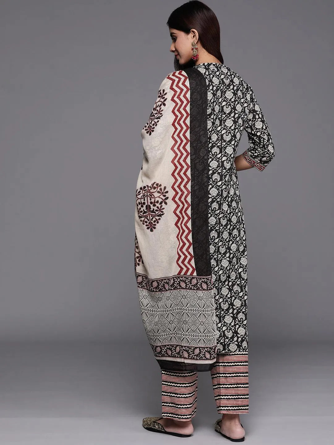 Libas Black Printed Cotton Straight Suit With Dupatta