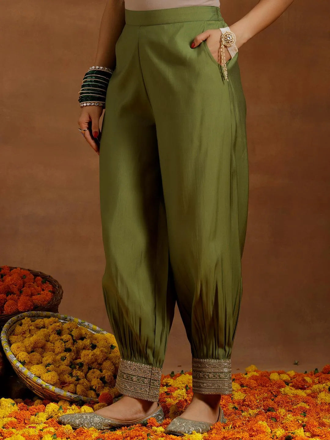 Mameraa Green Yoke Design Straight Suit With Dupatta