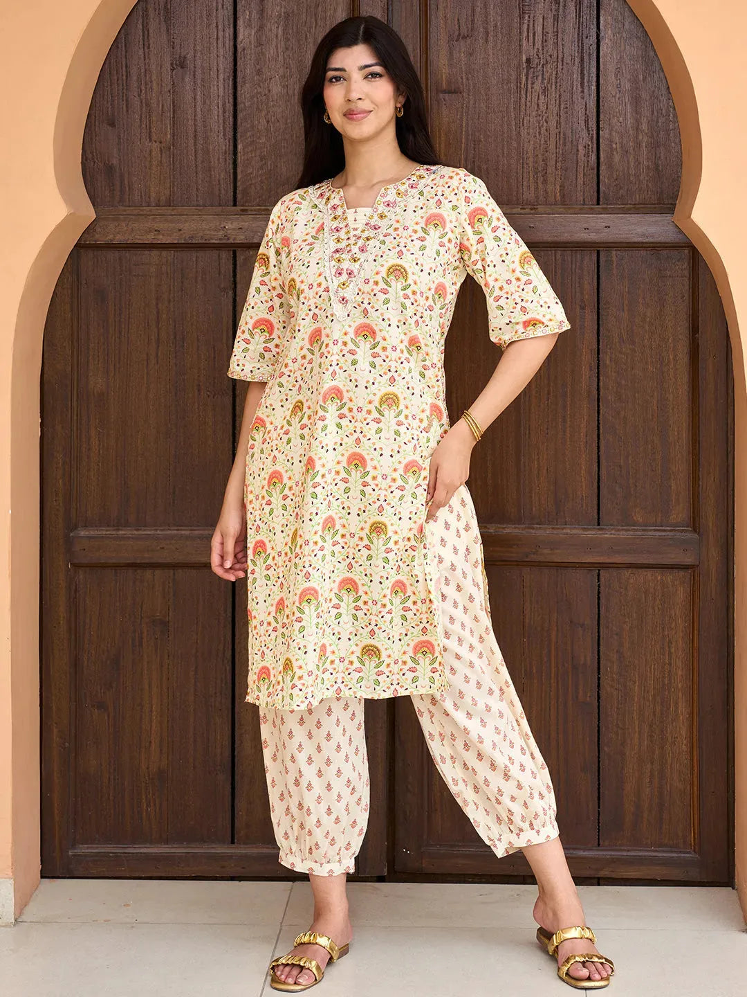 Mameraa Off White Printed Cotton Straight Kurta Set