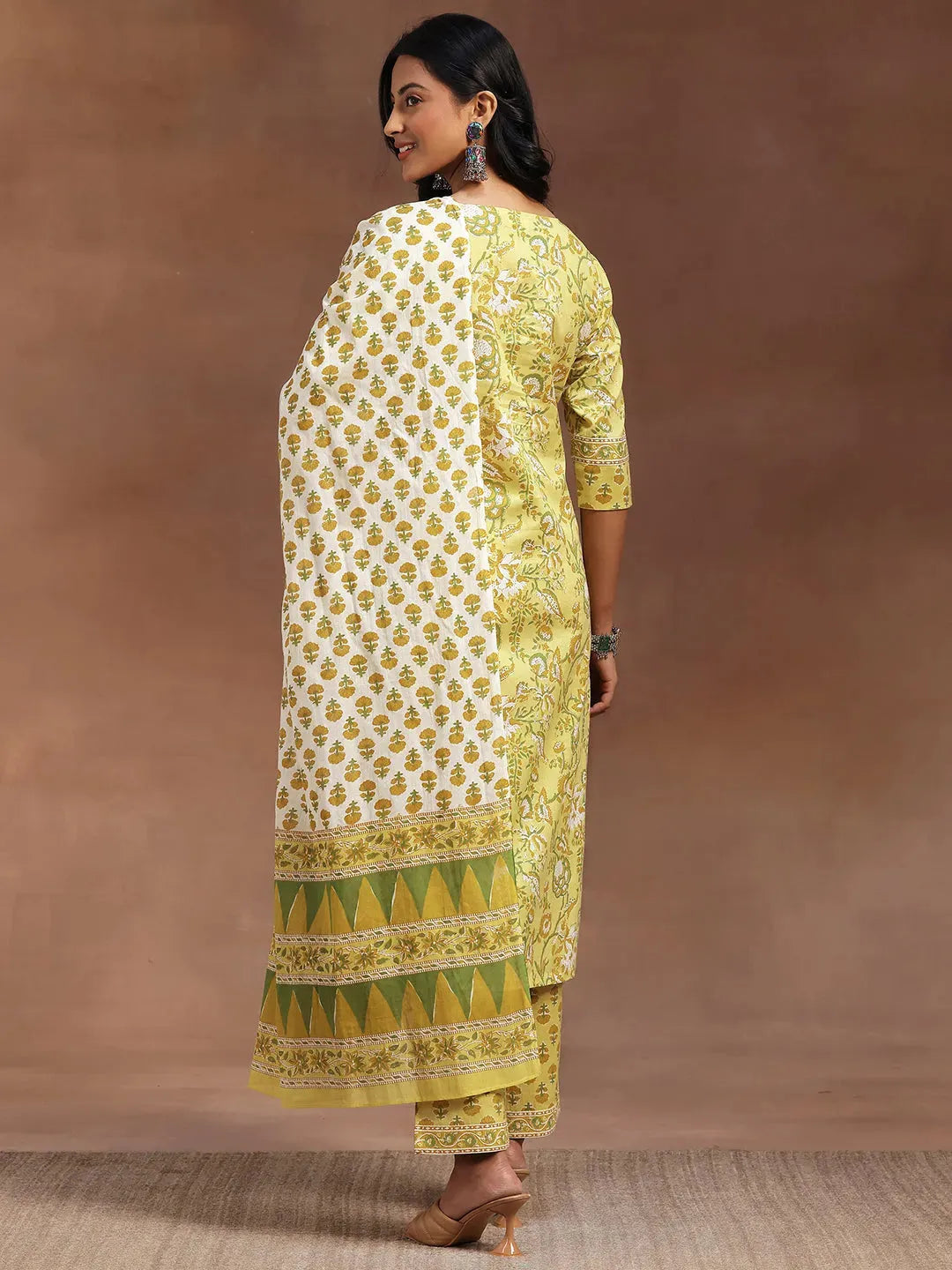 Mameraa Yellow Printed Cotton Straight Suit With Dupatta