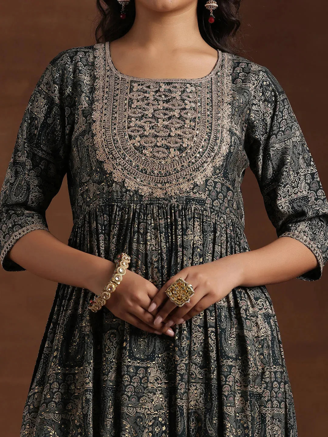 Mameraa Green Printed A-Line Kurta With Trousers & Dupatta