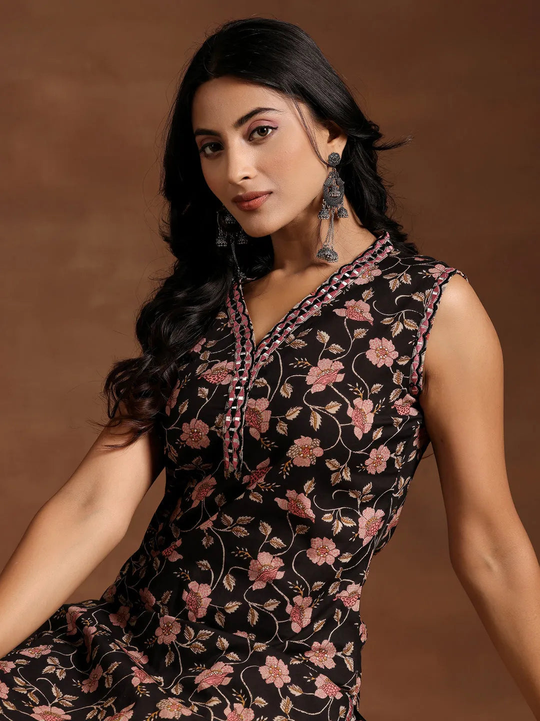 Mameraa Black Printed Cotton Straight Kurta Set