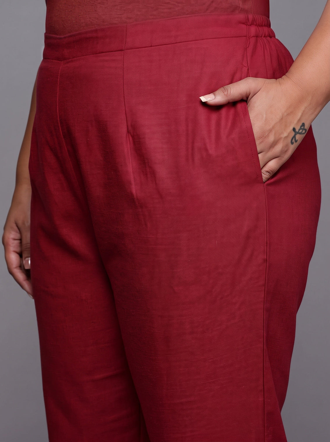 Plus Size Off-White Yoke Design Cotton Straight Kurta With Trousers & Dupatta