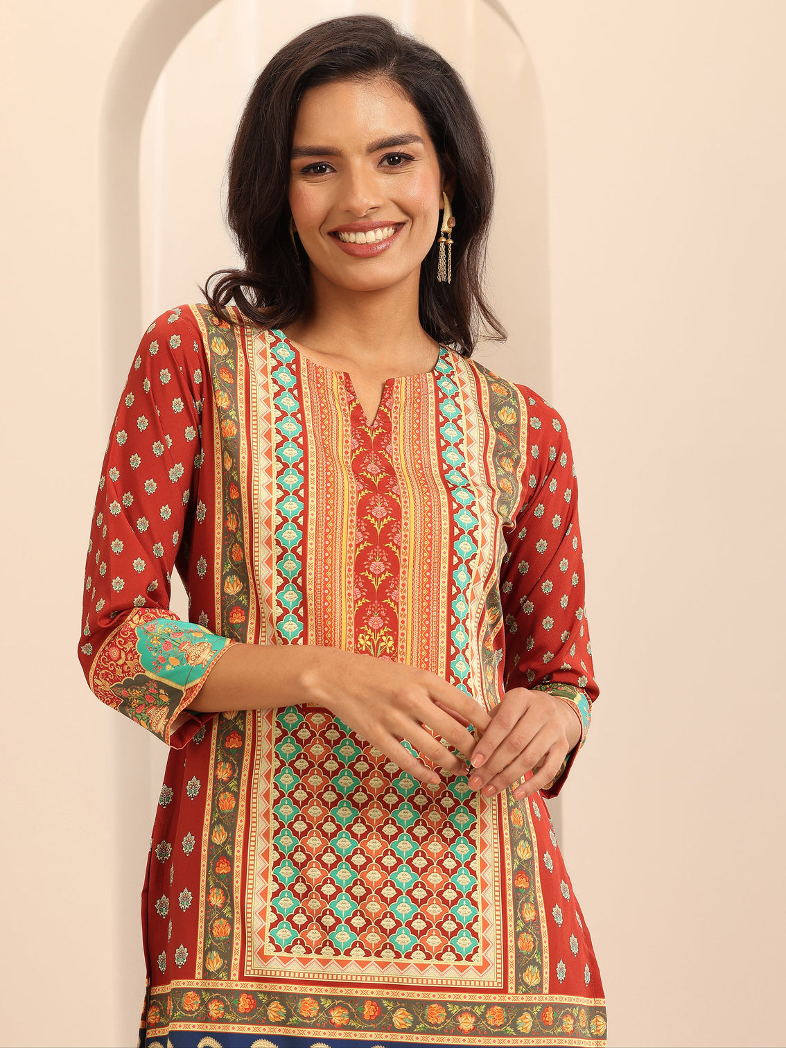 Mameraa Multi Printed Poly Crepe Straight Kurta Set
