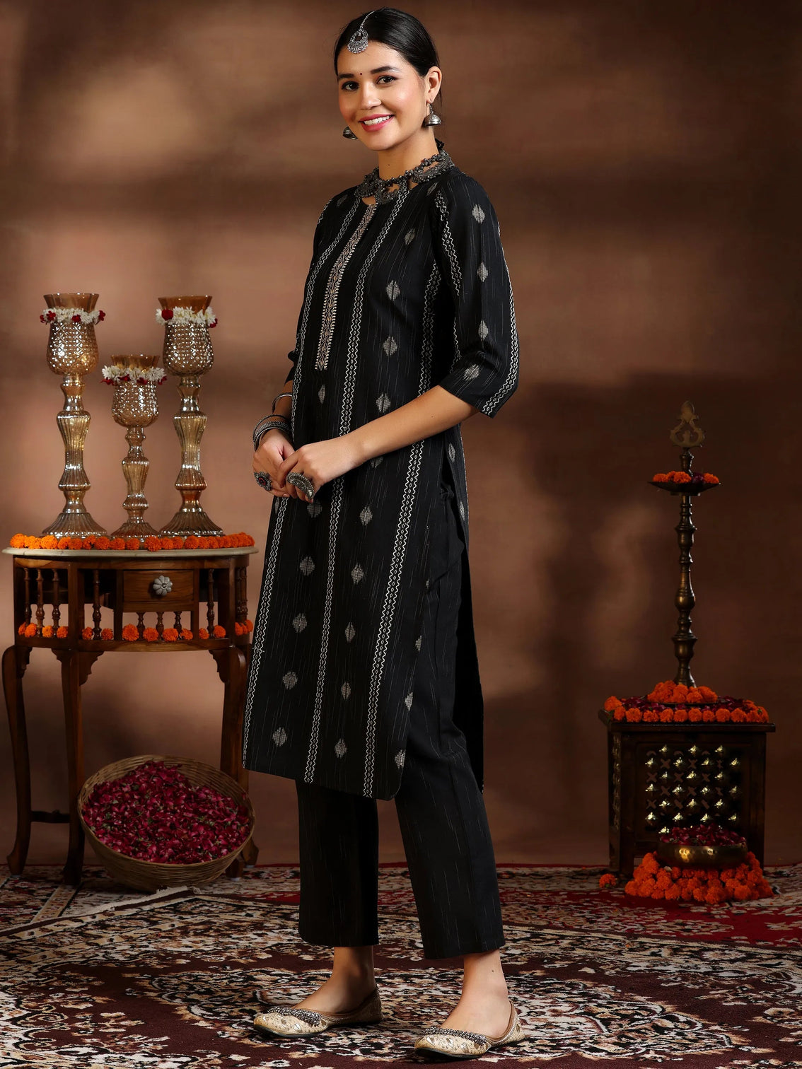 Mameraa Black Woven Design Straight Suit With Dupatta