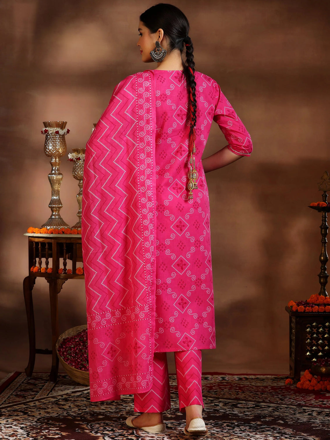 Mameraa Pink Printed Cotton Straight Suit With Dupatta