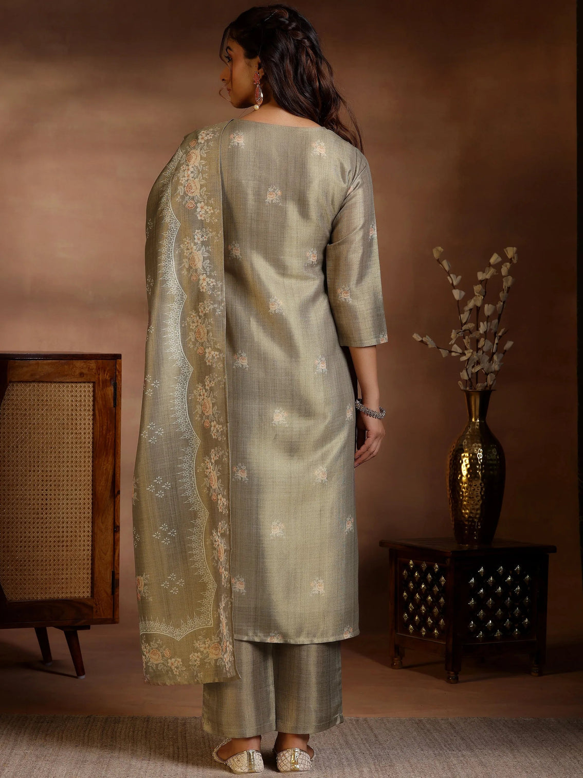 Mameraa Brown Printed Silk Straight Suit With Dupatta