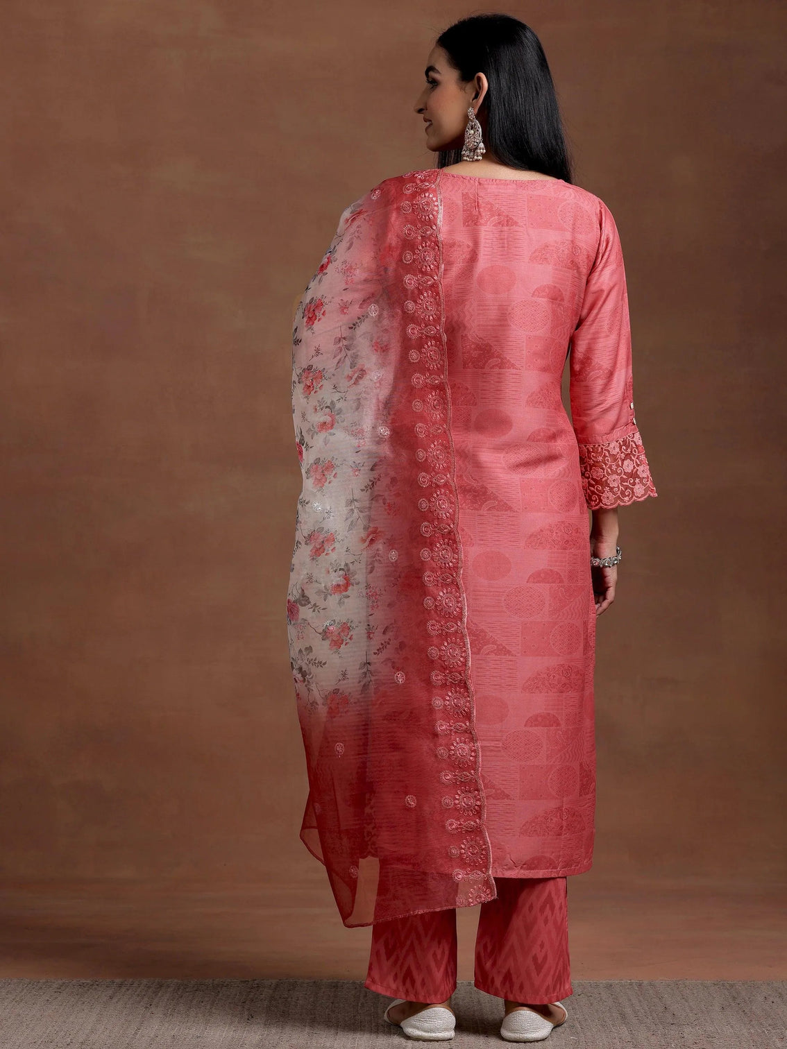 Mameraa Peach Embroidered Silk Blend Straight Suit With Dupatta