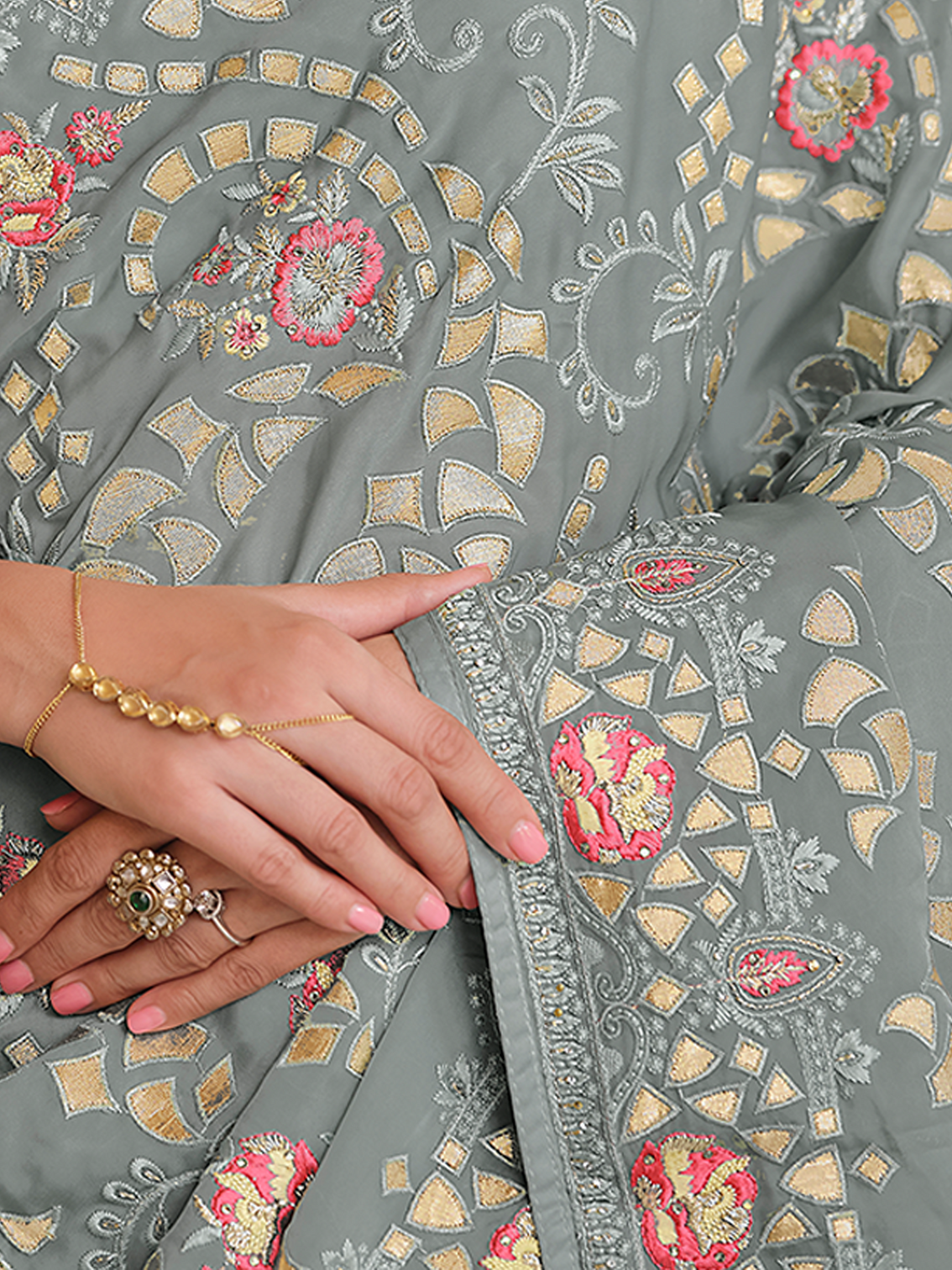 Grey Satin Georgette Saree With Unstitched Blouse