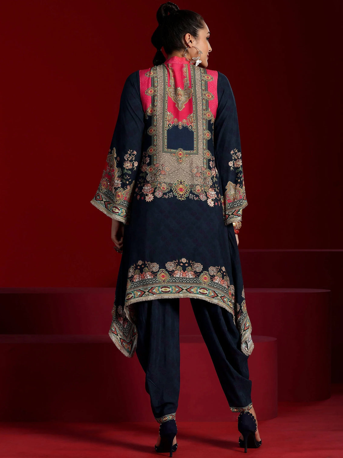 Mameraa Art Multi Printed Silk Blend Co-Ords