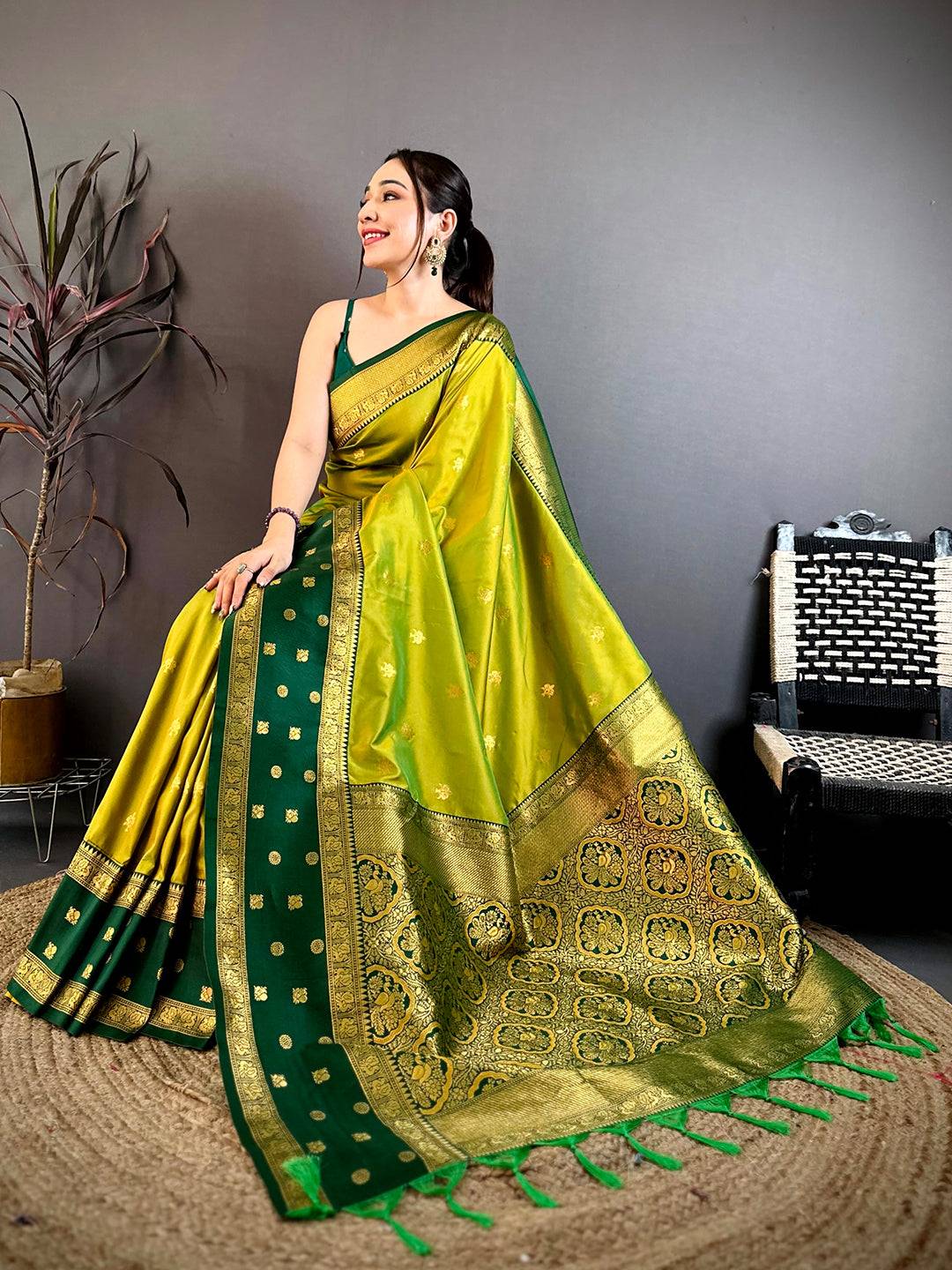 Royal Weave Soft Silk Big Border Saree