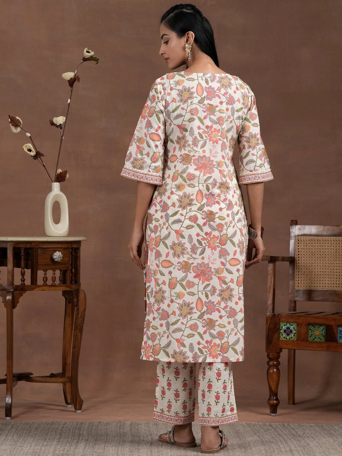 Mameraa Off White Printed Cotton Straight Kurta Set