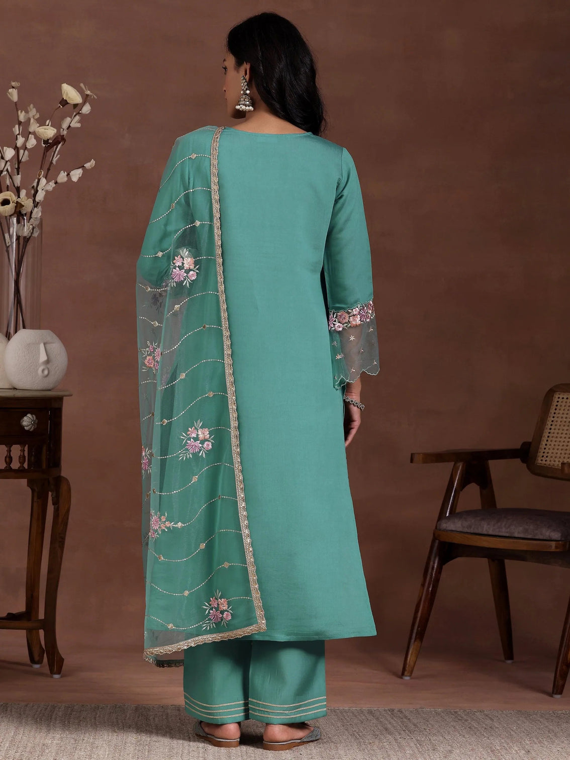 Mameraa Green Yoke Design Silk Blend Straight Suit With Dupatta