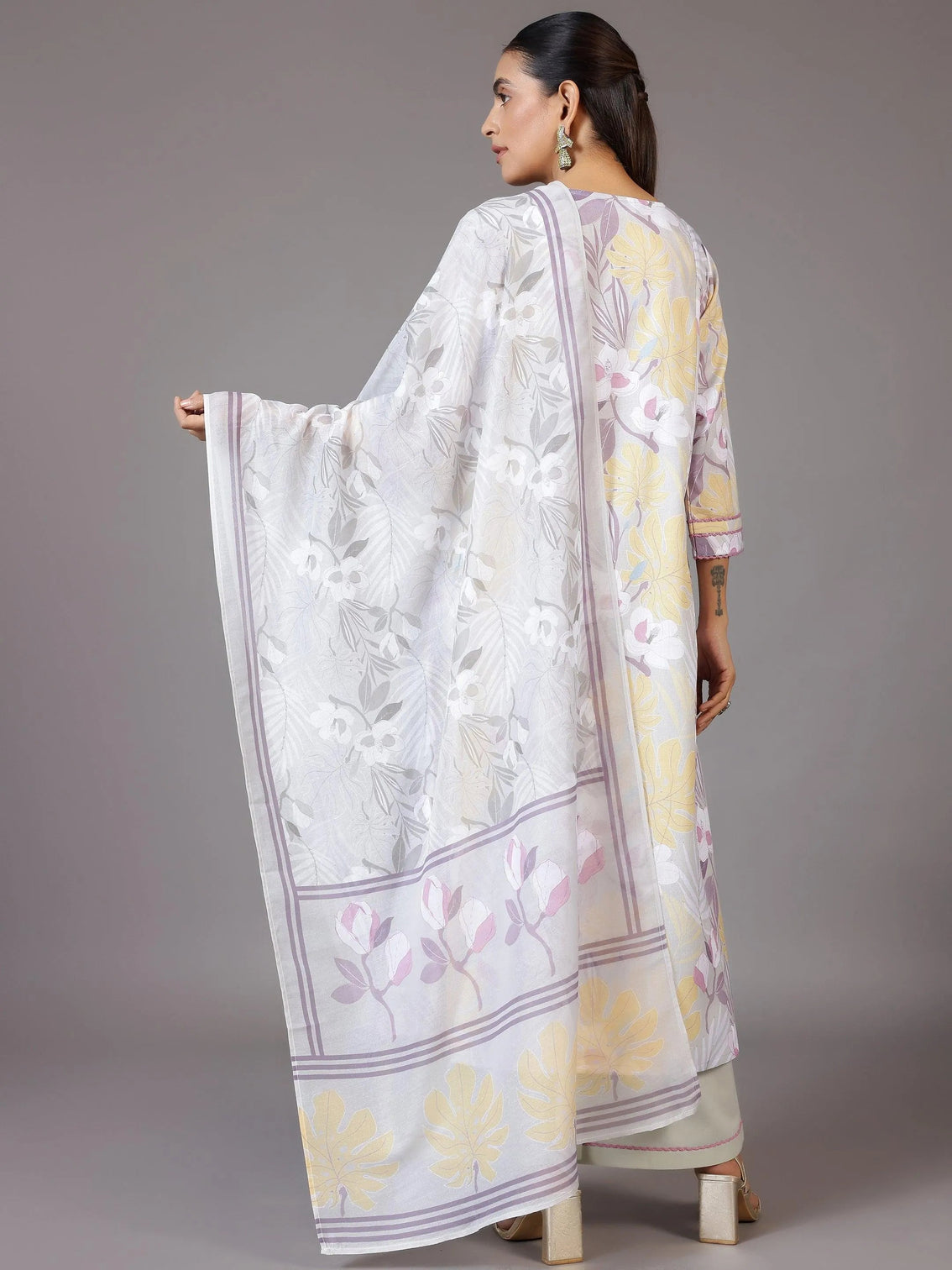 Mameraa Grey Printed Cotton Blend A-Line Kurta With Palazzos & Dupatta