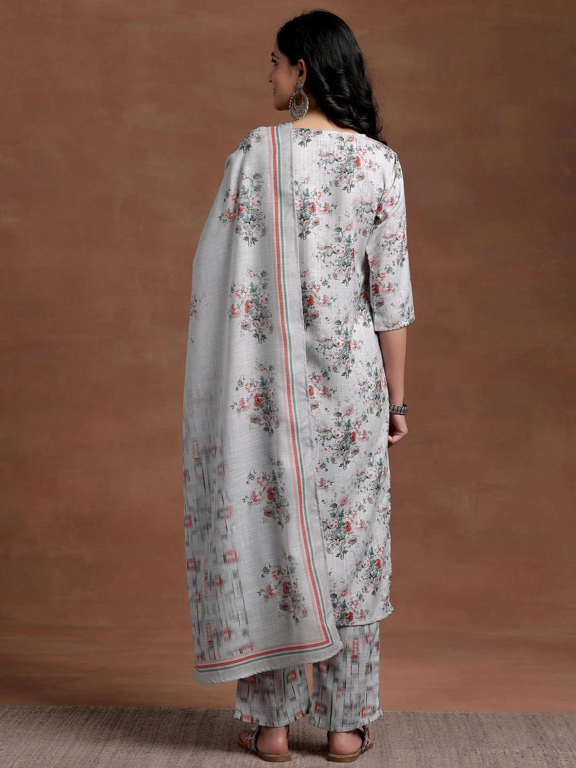 Mameraa Grey Printed Cotton Straight Suit With Dupatta