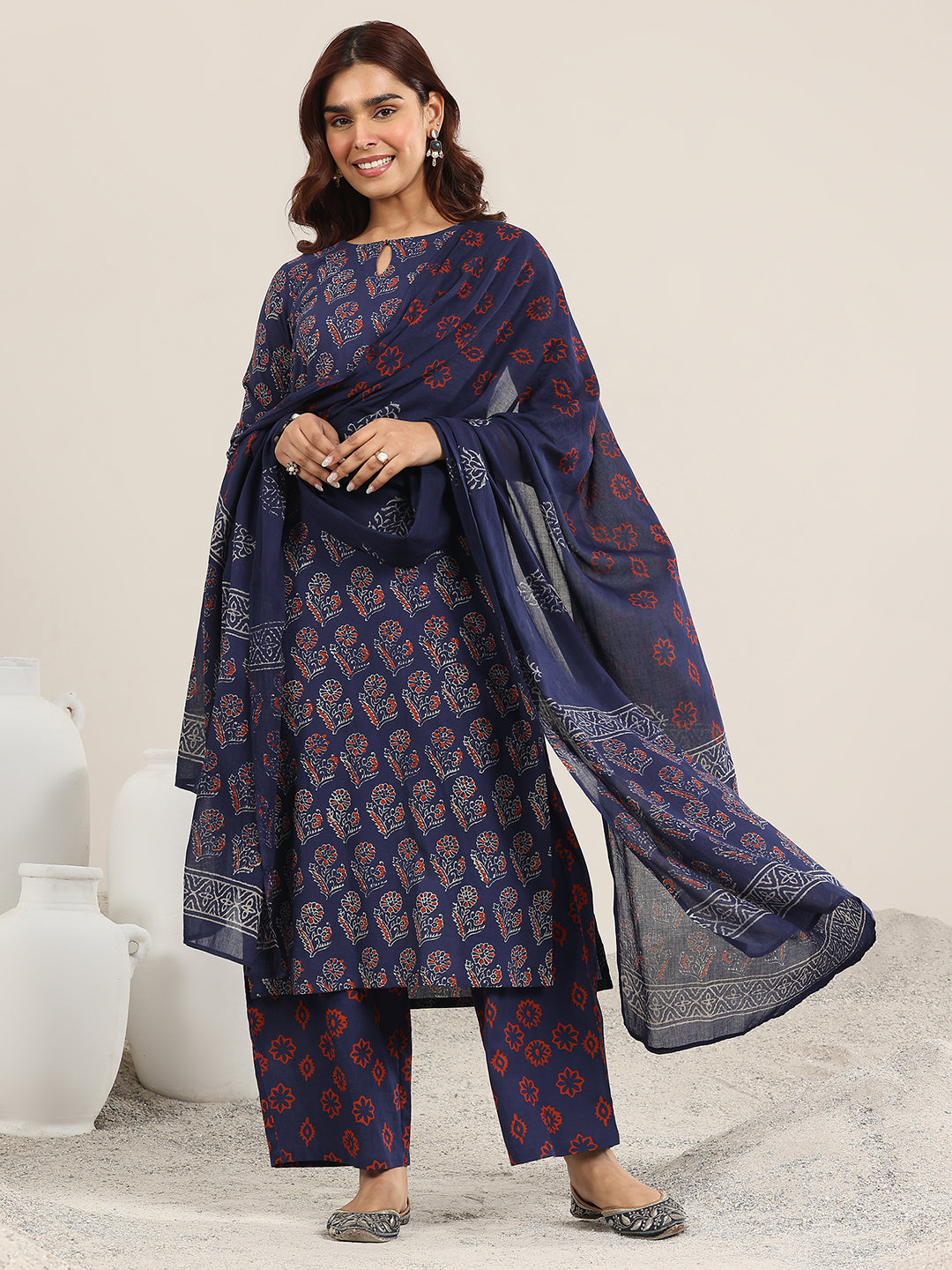 Mameraa Blue Printed Cotton Straight Suit With Dupatta