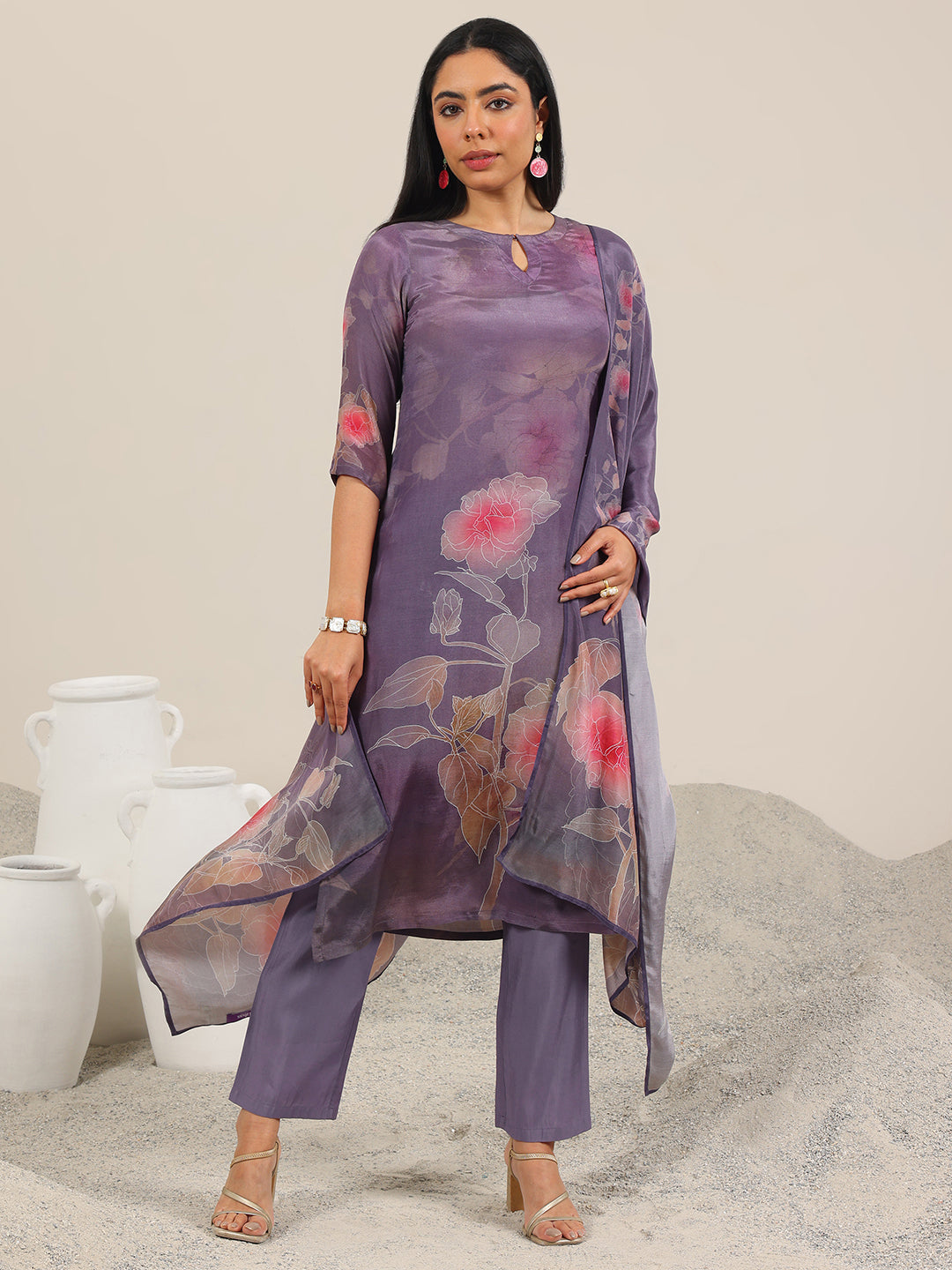Mameraa Mauve Printed Silk Blend Straight Suit With Dupatta
