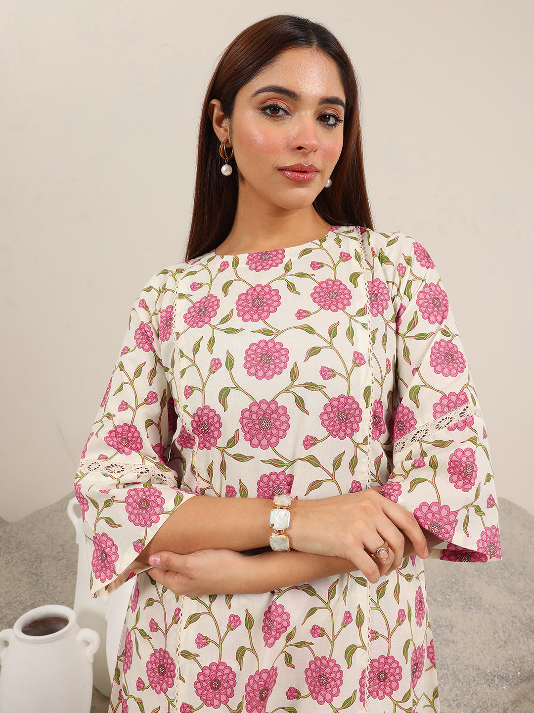 Mameraa Off White Printed Pure Cotton Straight Kurta Set