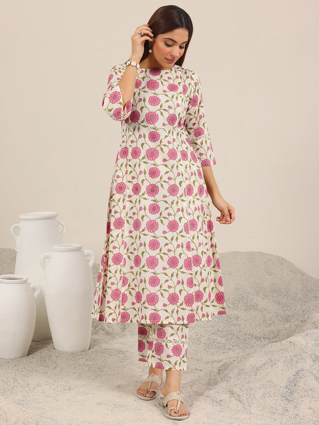 Mameraa Off White Printed Pure Cotton Straight Kurta Set