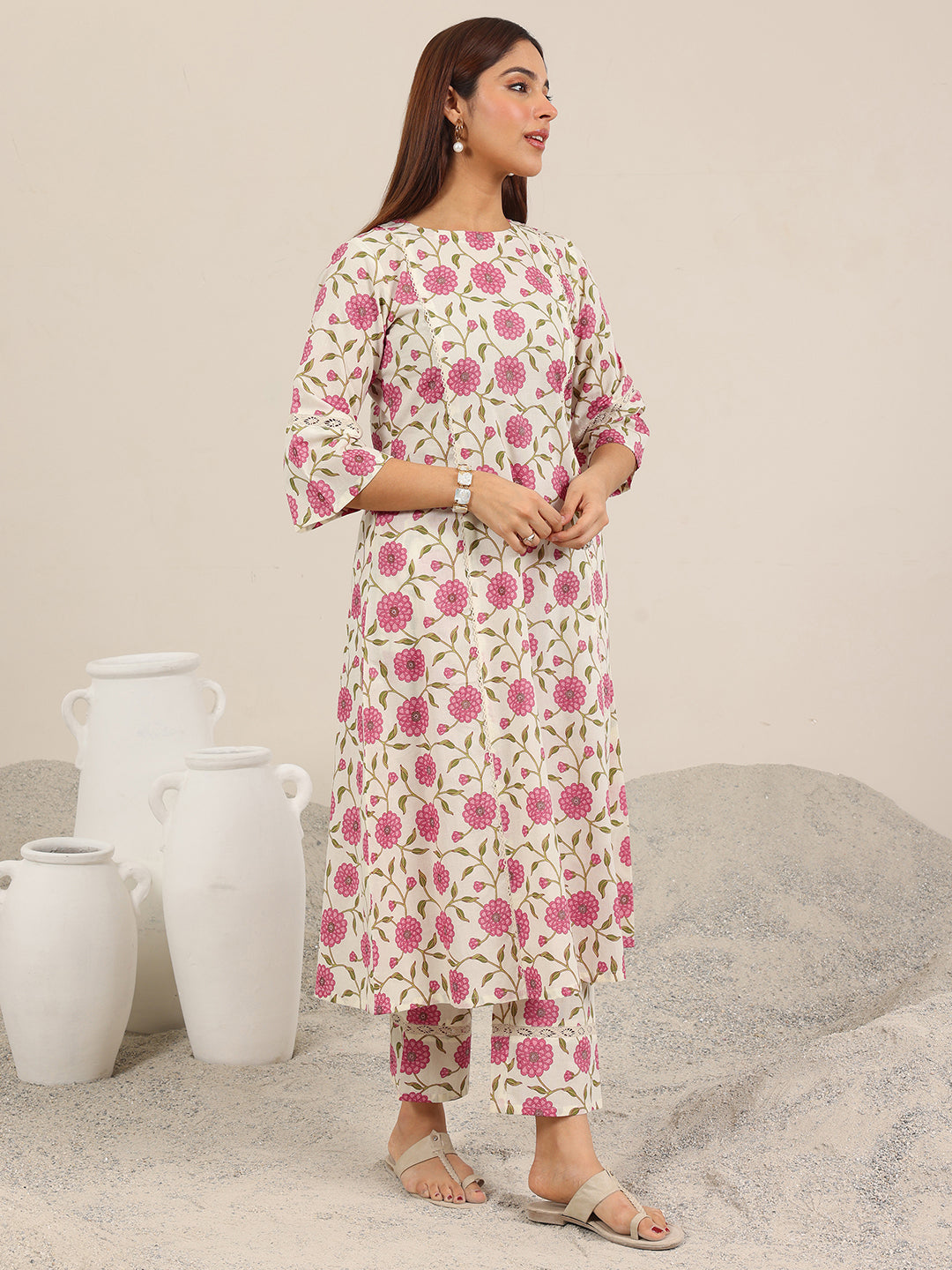 Mameraa Off White Printed Pure Cotton Straight Kurta Set