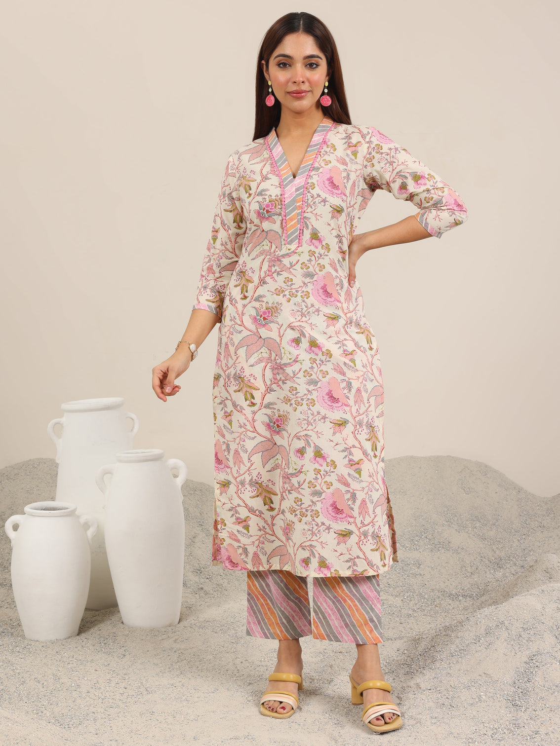 Mameraa Off White Printed Pure Cotton Straight Kurta Set