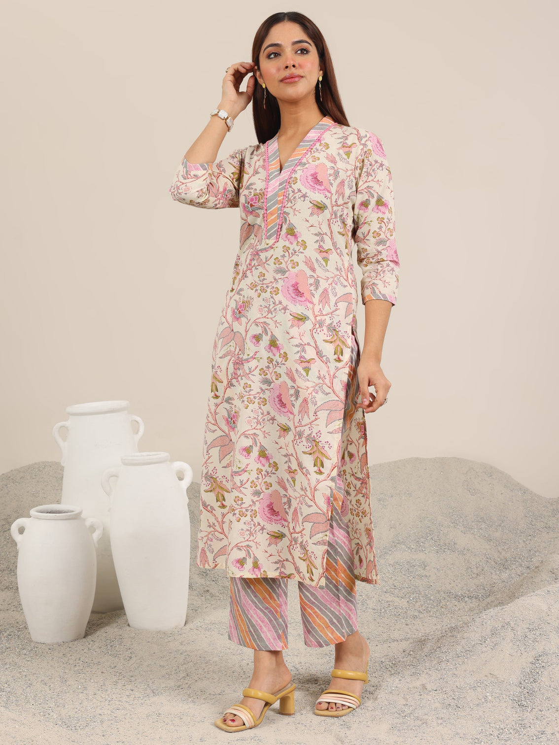 Mameraa Off White Printed Pure Cotton Straight Kurta Set