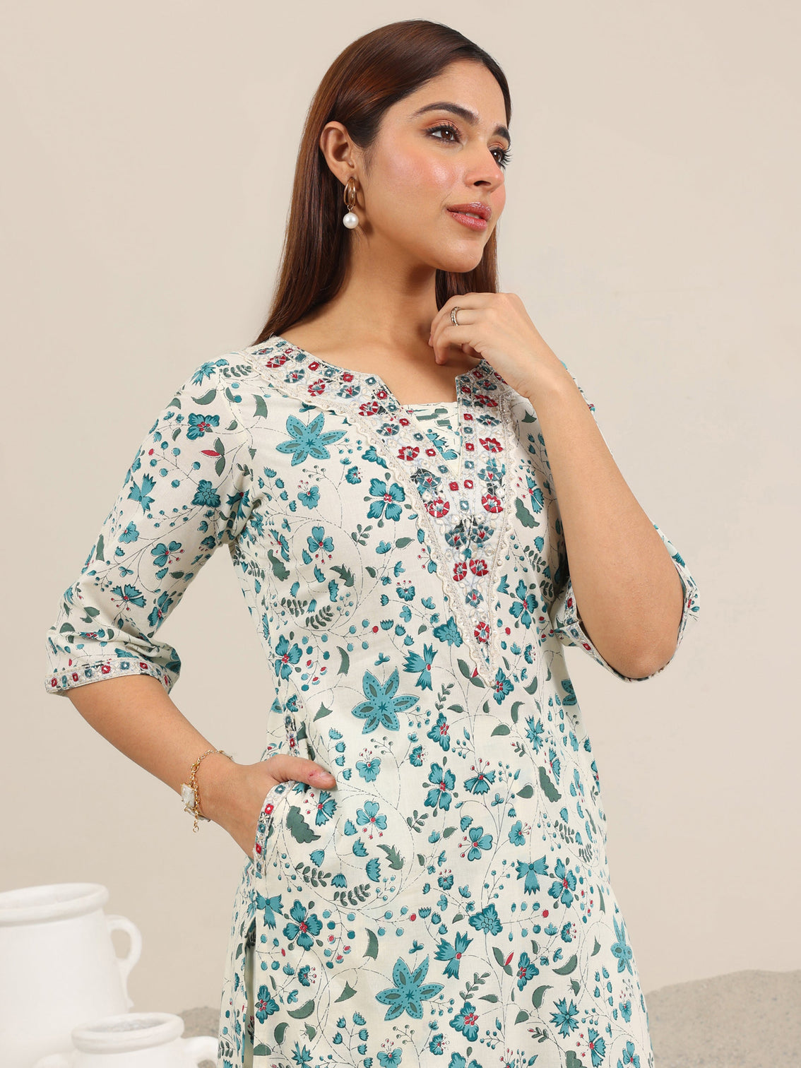 Mameraa Off White Printed Cotton Straight Kurta Set