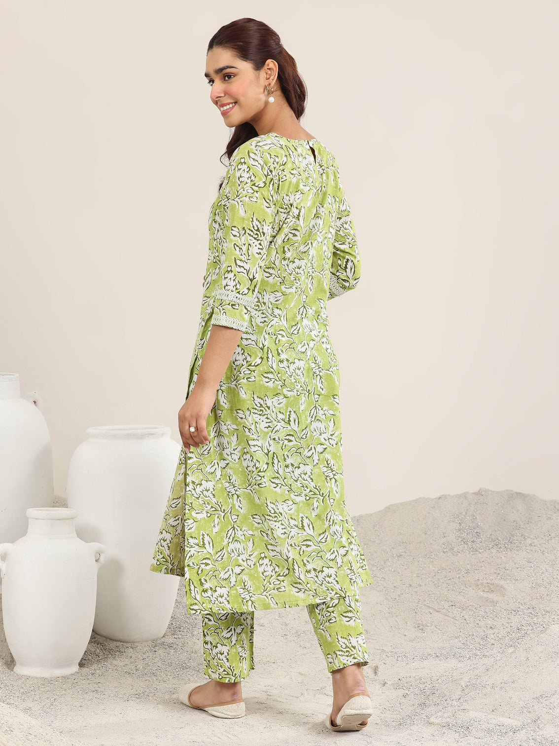 Mameraa Green Printed Cotton Straight Kurta Set