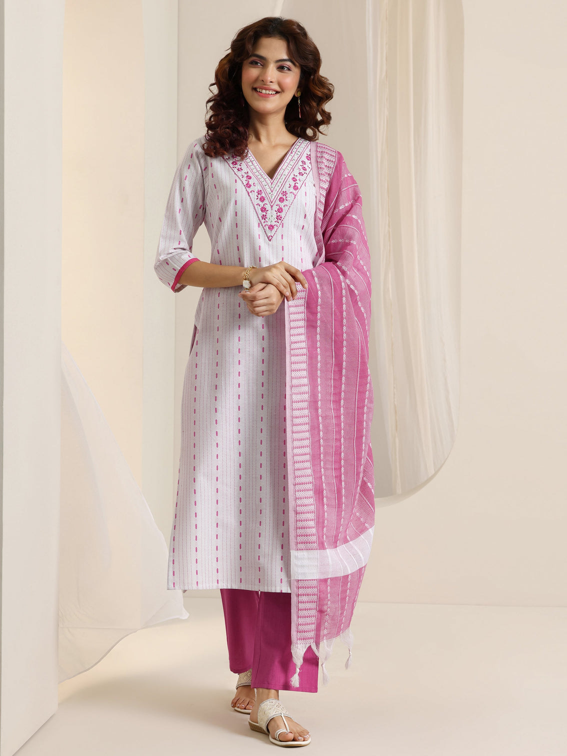 Mameraa White Woven Design Cotton Blend Straight Suit Set With Dupatta