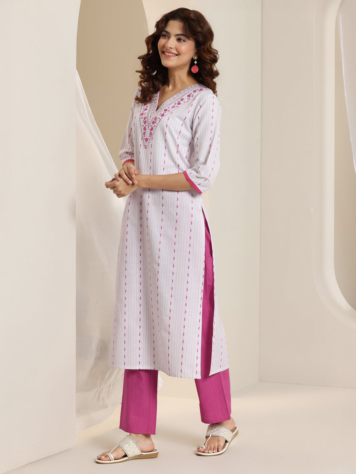 Mameraa White Woven Design Cotton Blend Straight Suit Set With Dupatta