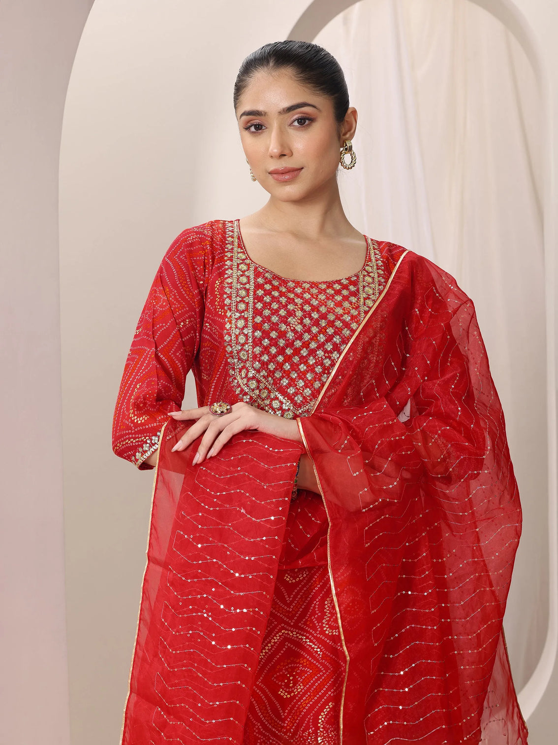 Mameraa Red Printed Silk Blend Straight Suit Set With Dupatta
