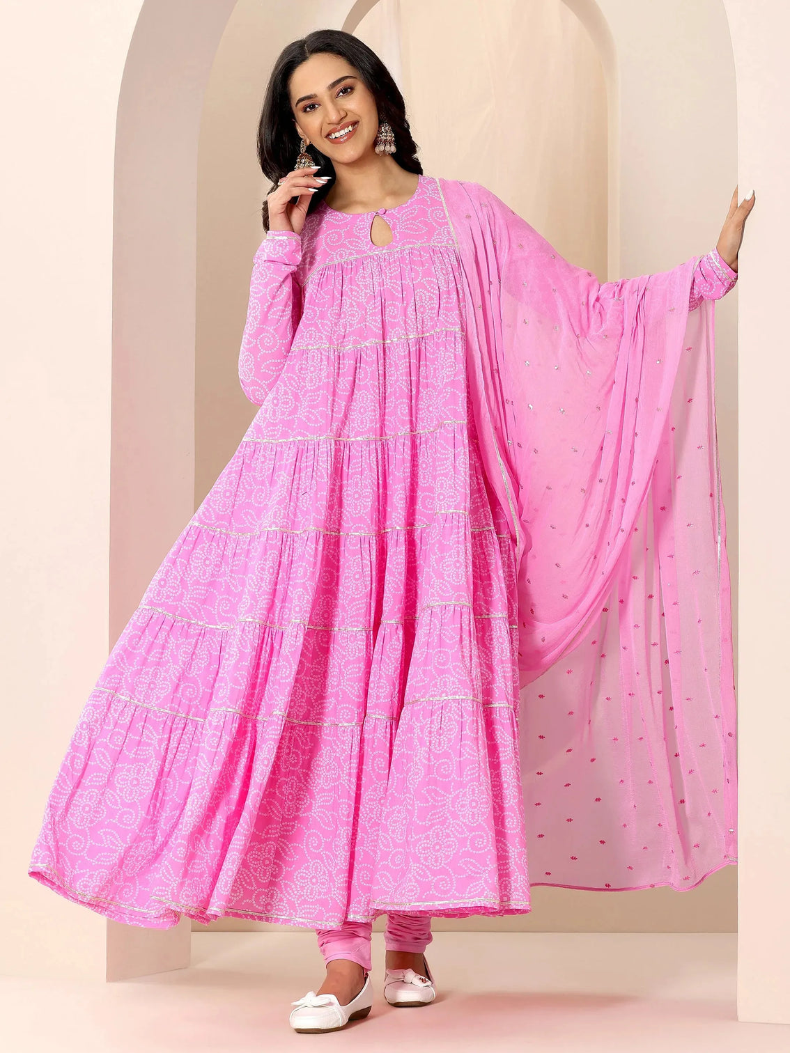 Mameraa Pink Floral Printed Cotton Flared Suit Set With Dupatta