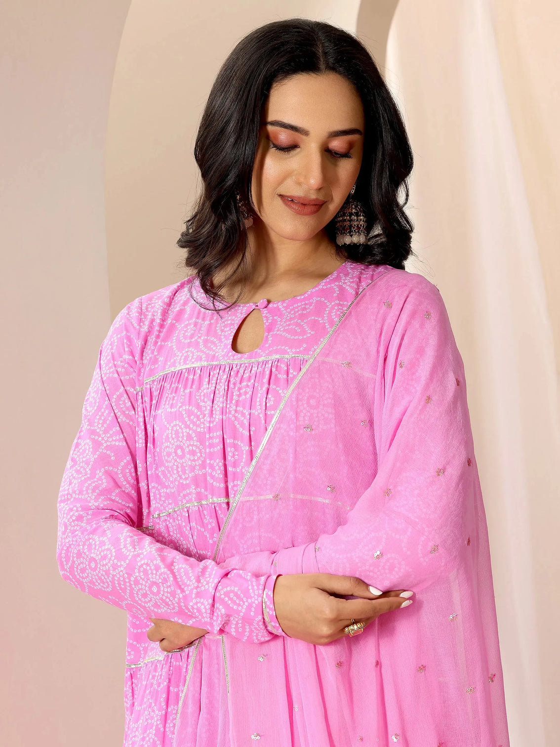Mameraa Pink Floral Printed Cotton Flared Suit Set With Dupatta