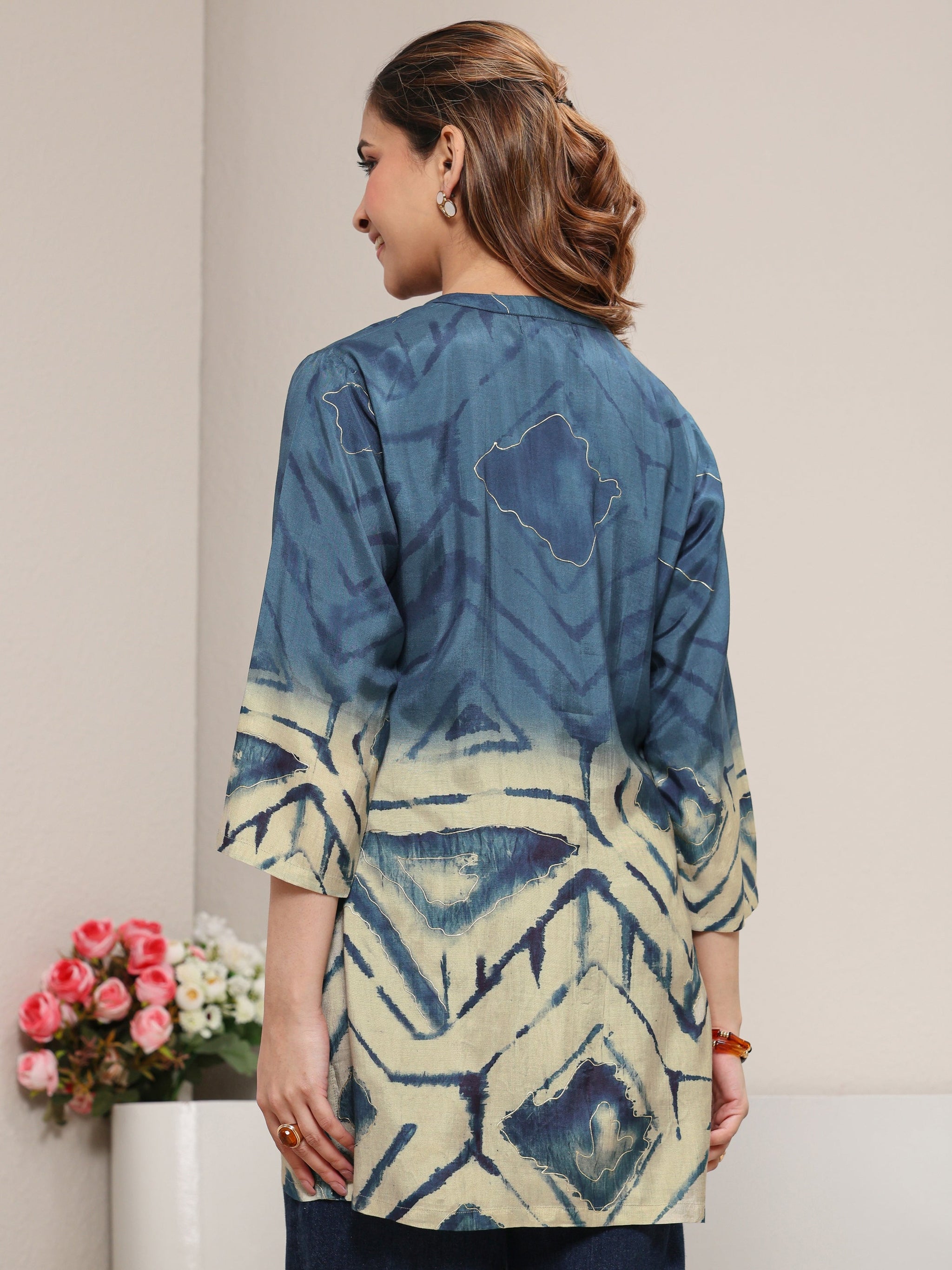 Libas Teal Abstract Printed Muslin Straight Ombre Short Kurti
