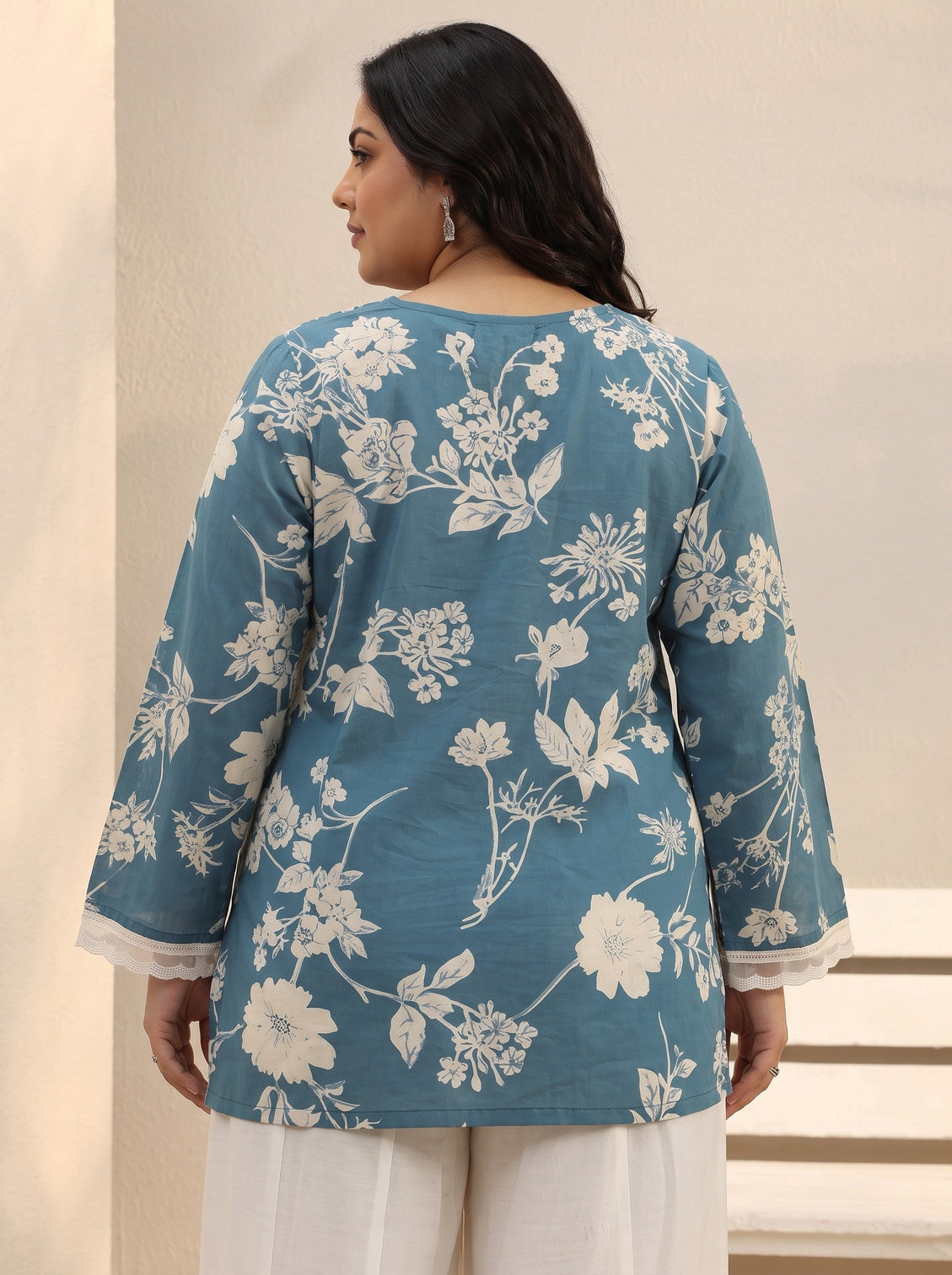 Plus Size Blue Floral Printed Cotton Tie-Up Straight Short Kurti