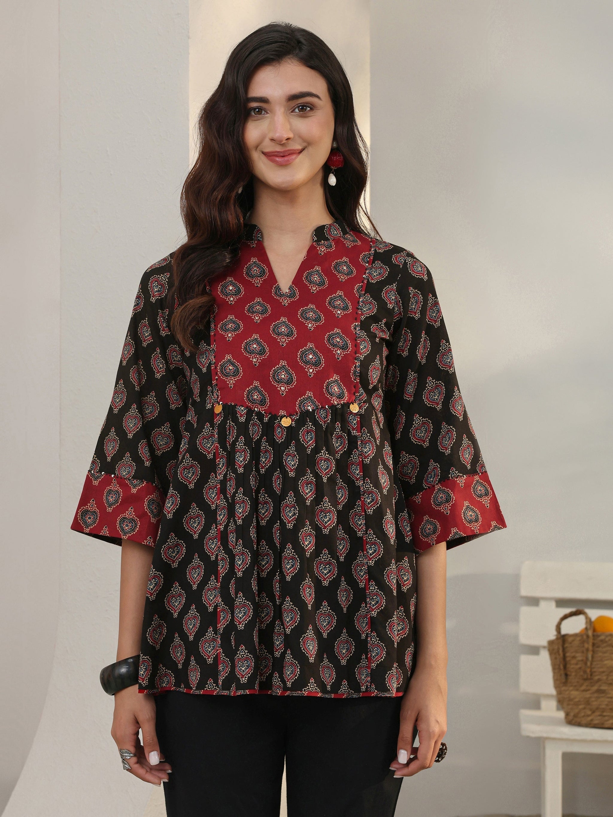 Libas Black Ethnic Printed Cotton A-Line Short Kurti