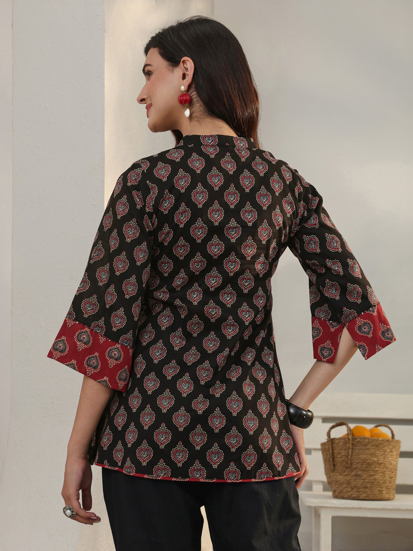 Libas Black Ethnic Printed Cotton A-Line Short Kurti
