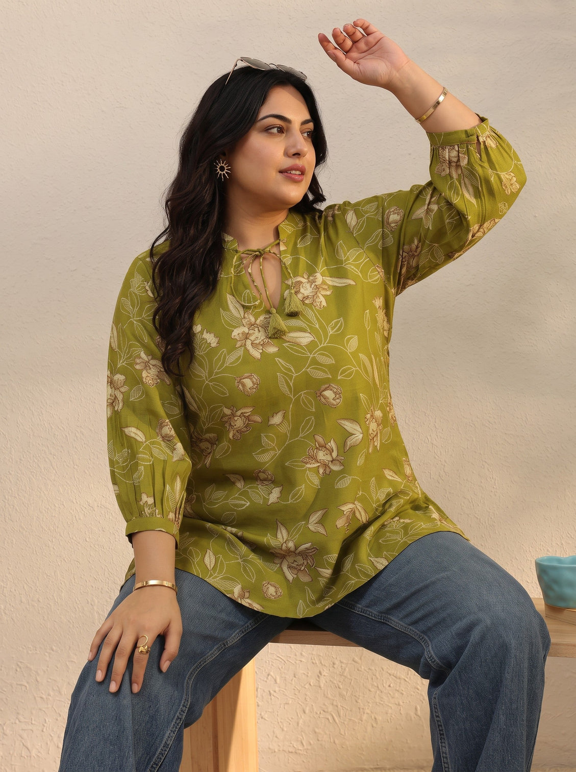 Plus Size Green Floral Printed Silk Blend Tie-Up Straight Short Kurti