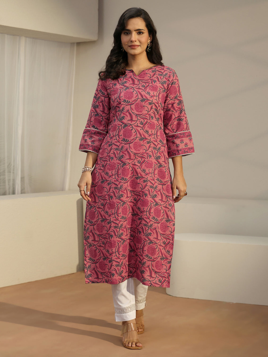 Mameraa Coral Floral Printed Cotton Straight Kurta