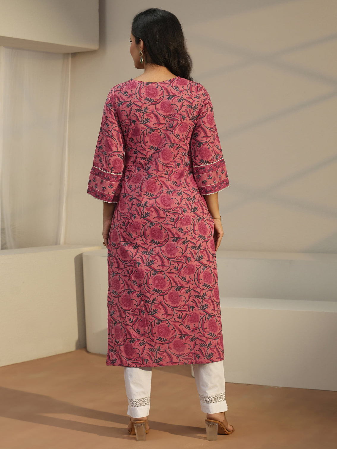 Mameraa Coral Floral Printed Cotton Straight Kurta