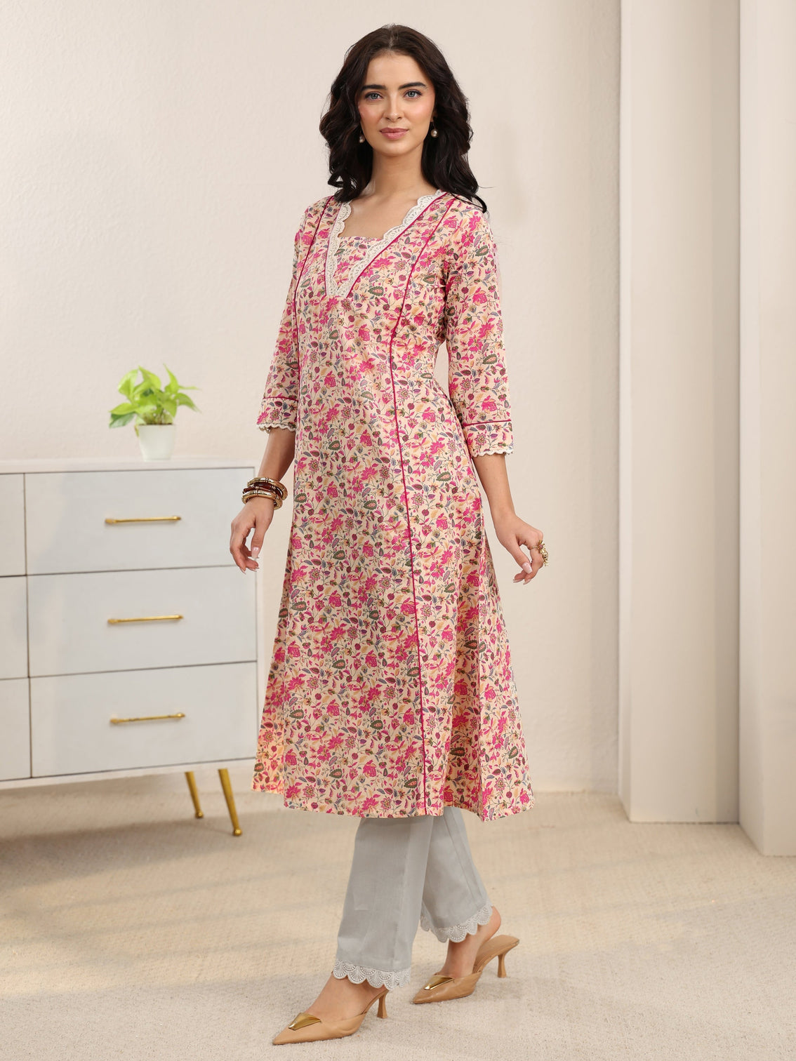Mameraa Beige Floral Printed Cotton A-Line Kurta