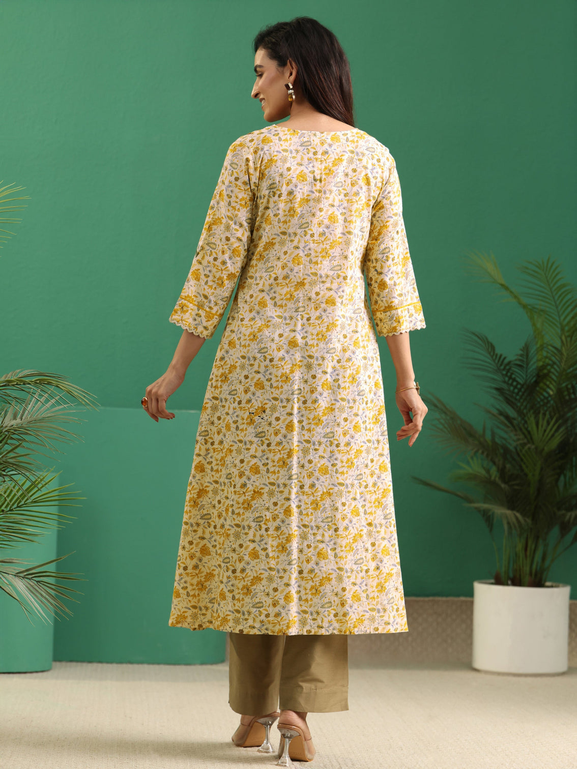 Mameraa Beige Floral Printed Cotton A-Line Kurta