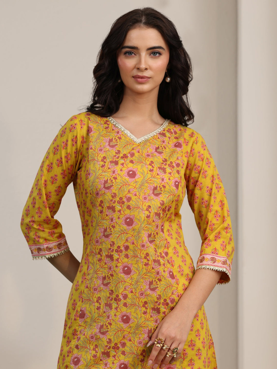 Mameraa Sunshine Yellow Floral Printed Cotton A-Line Kurta