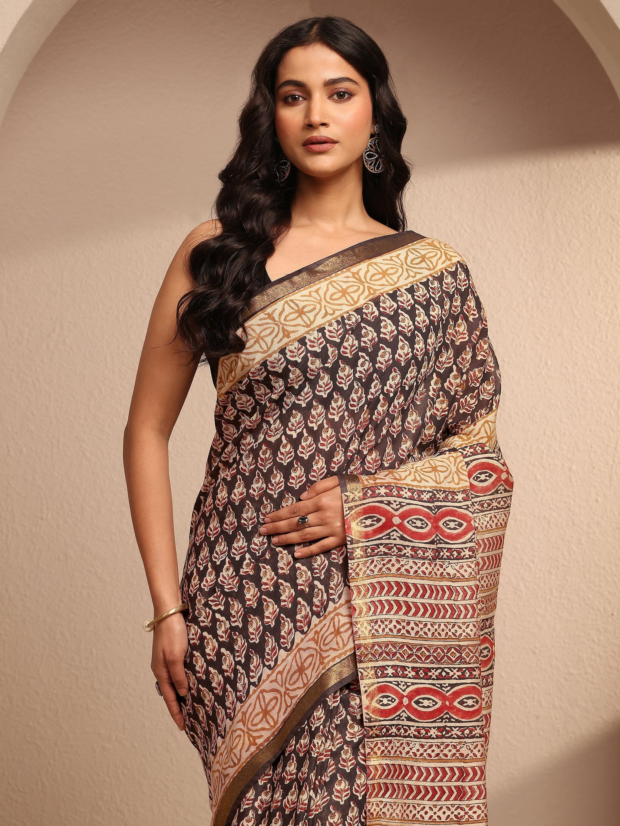 Libas Black Printed Cotton Saree With Unstitched Blouse Piece