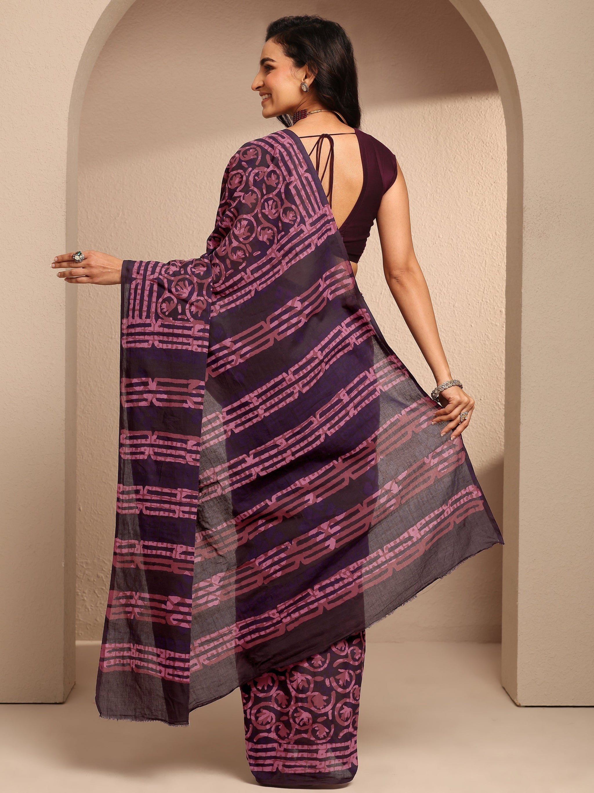 Libas Burgundy Printed Cotton Saree With Unstitched Blouse Piece